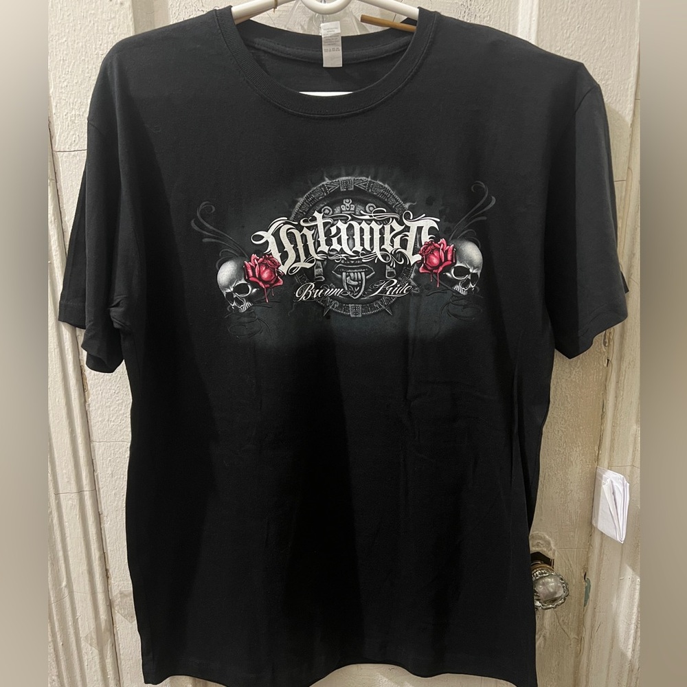 HNH apparel “UNTAMED” black t-shirt mens Sz large excellent condition